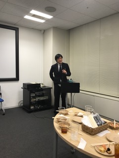 懇親会